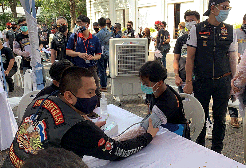 แก๊งฮาเลย์150ร่วมบริจาคโลหิต0214