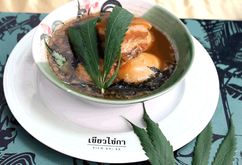 “เขียวไข่กา”เปิดตัวเมนูเด็ดอาหารไทยจากใบกัญชา