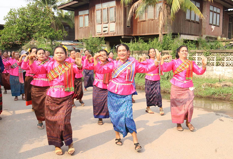 ขบวนแห่ในงานบุณผะเหวด ประเพณีบุญตามฮีตสิบสอง