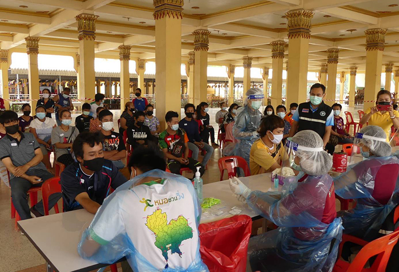 อบจ.ปทุมธานี ตรวจเข้มสแกนหาเชื้อโควิด-19