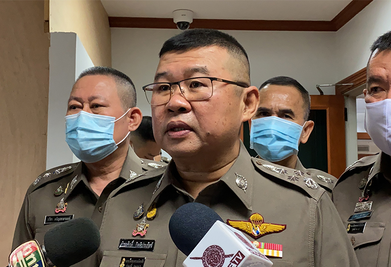 พล.ต.อ.ดำรงศักดิ์ กิตติประภัสร์ รองผู้บัญชาการตำรวจแห่งชาติ(รอง ผบ.ตร.)