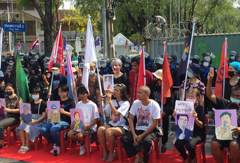 ตร.ดูCCTVเอาผิดม็อบ"ทะลุฟ้า"ถ่ายรูปล้อ ครม.