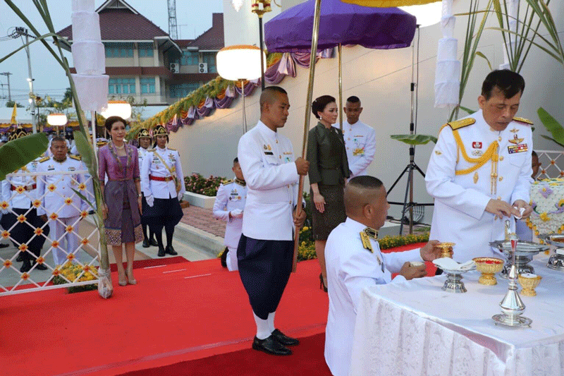 ในหลวง 16-3-64-2