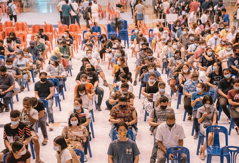 ความสำเร็จของจังหวัดภูเก็ต ในการ ฉีดวัคซีนให้ประชาชน ได้ครบ 1 แสนเข็ม ได้ภายในเดือนเม.ย.นี้ ตามเป้าหมายที่วางไว้