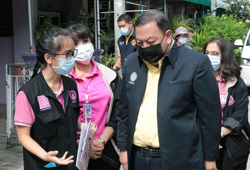 นายจุติ ไกรฤกษ์ รัฐมนตรีว่าการกระทรวงการพัฒนาสังคมและความมั่นคงของมนุษย์