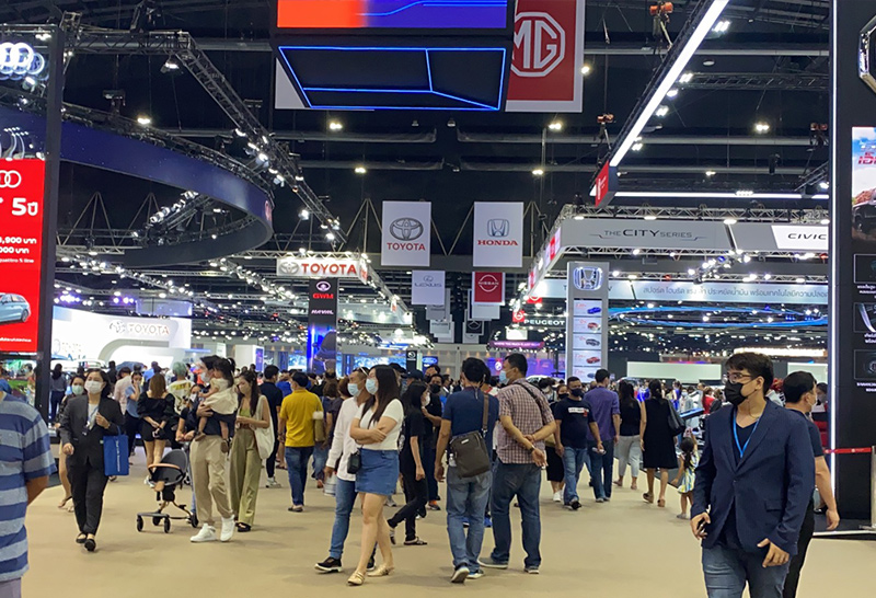 บรรยากาศงาน บางกอก อินเตอร์เนชั่นแนล มอเตอร์โชว์ ครั้งที่ 42