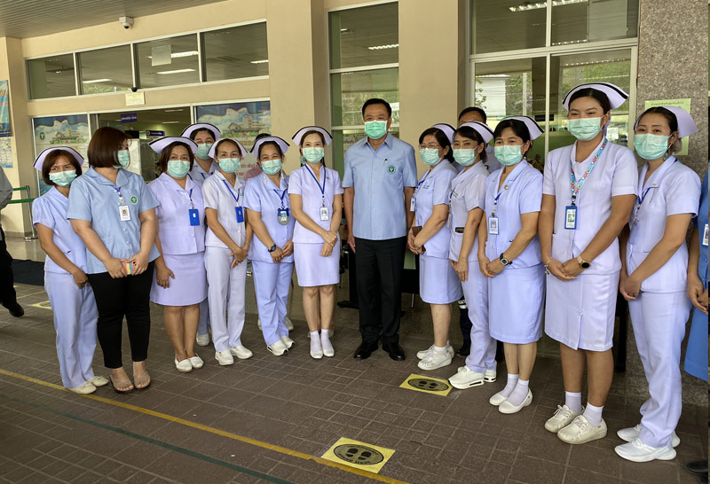 "อนุทิน"ลงพื้นที่แม่ฮ่องสอนมอบวัคซีน2พันโดสให้จนท.