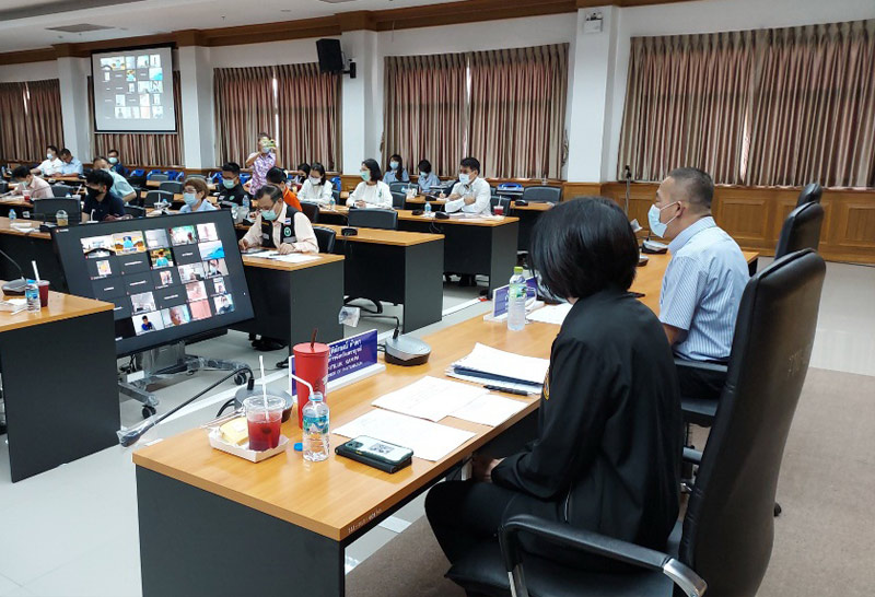 ผู้ว่าฯเพชรบูรณ์ห่วงโควิดพุ่ง-ยังไม่ใช้ยาแรง