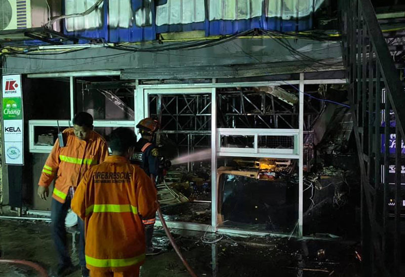 วุ่น!สนามมวยอตก.ไฟไหม้วอด