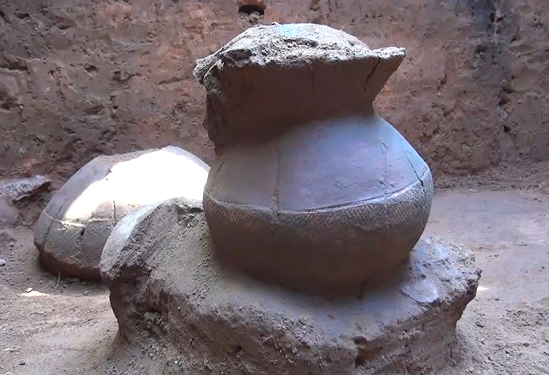 ประสานไปยังกรมศิลปากรที่ 8 ขอนแก่น ให้เดินทางมาตรวจสอบก่อน