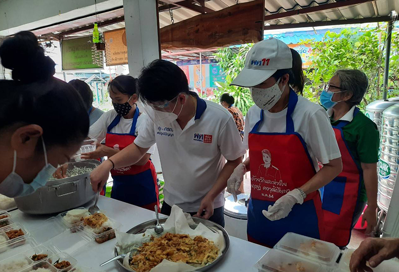 เปิดโรงครัวช่วยปชช.ภาษีเจริญ