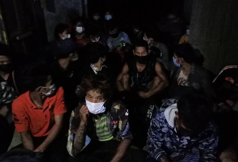 จับกุม 24 เเรงงานต่างด้าวชายเเดนประจวบฯ