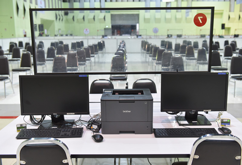 ฉีดวัคซีน นอกรพ. เดอะมอล์บางกะปิ