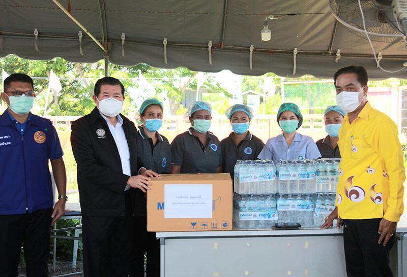 มท.2ลงพื้นที่นครศรีฯให้กำลังใจจนท.ด่านโควิด