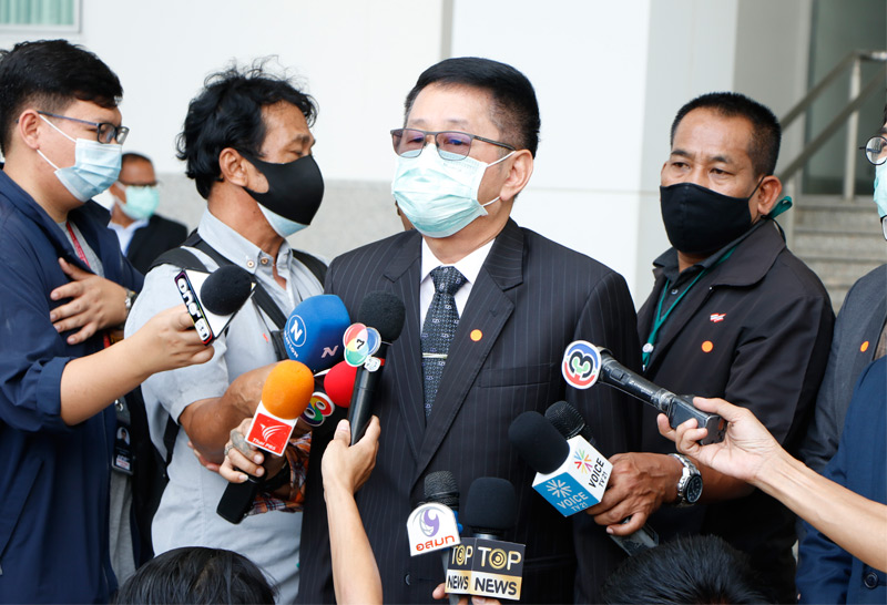 ฝ่ายค้านชงปปช.สอบนายกฯทุจริต