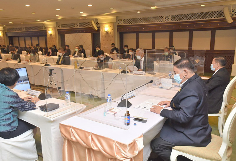 ผู้ว่าฯอัศวิน-11-5-64-2 ฉีดวัคซีน