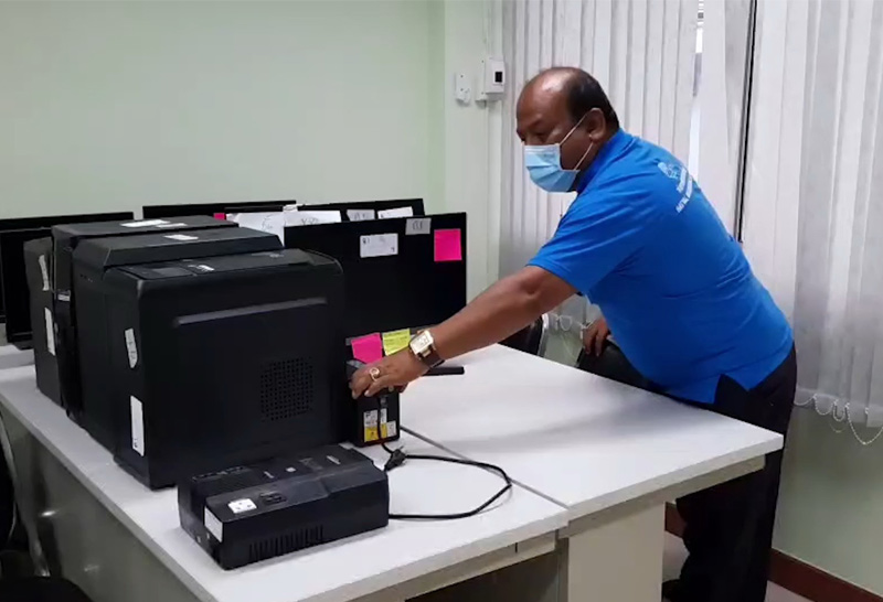 บุกจับโต๊ะพนันออนไลน์สงขลารวบ20แอดมิน