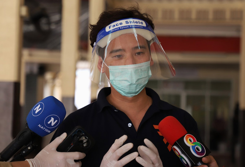 "พิธา"ลงพื้นที่ชุมชนวัดไผ่ตันตรวจโควิดเชิงรุก