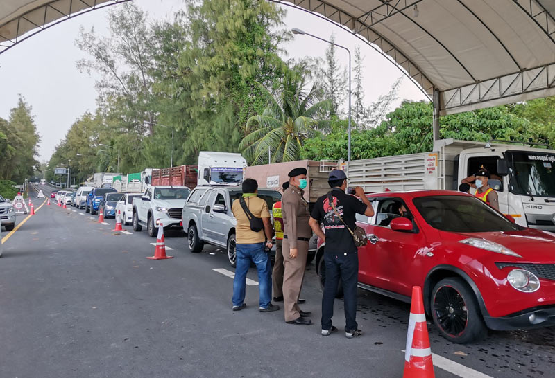 ภูเก็ต ตั้งด่านตรวจ ป้องกัน โควิด