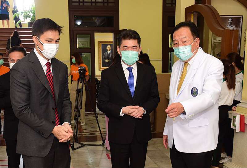 เครือซีพี-เดินหน้าสนับสนุน-รพ.สนาม--โรงพยาบาลศิริราช