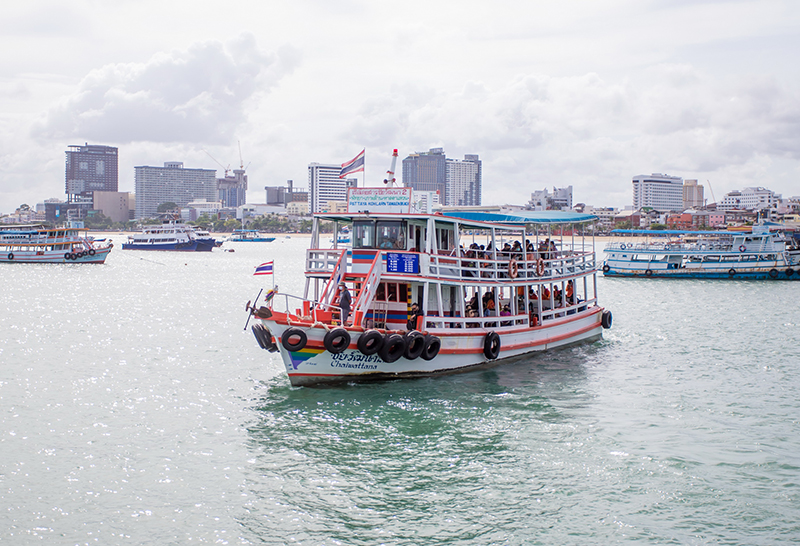 เปิดแล้วท่องเที่ยว เกาะล้าน วันแรก นักท่องเที่ยวบางตา เนื่องจากเป็นวันทำงาน