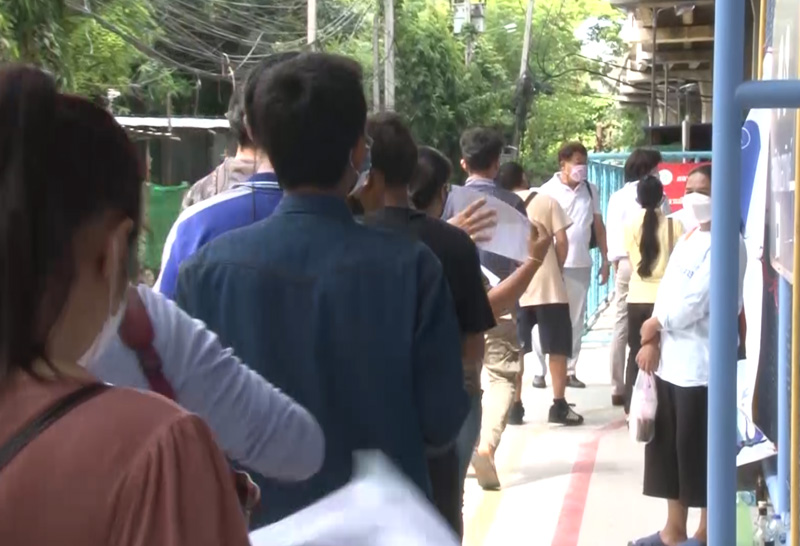 จุดคัดกรองโควิดสุขุมวิท71--30-6-64-2