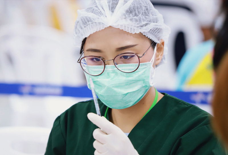 ปชช.ทยอยฉีดวัคซีนที่สถานีกลางบางซื่อต่อเนื่อง