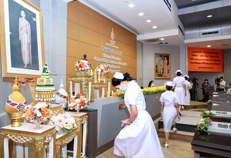 นักศึกษาพยาบาลทุนพระราชทาน รุ่นที่ 1 ราชวิทยาลัยจุฬาภรณ์ พร้อมปฏิบัติงานสนองพระปณิธาน