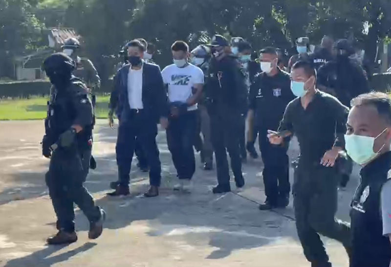 "ลุงพล"ถึงมุกดาหารแล้วปฏิเสธทุกข้อกล่าวหา