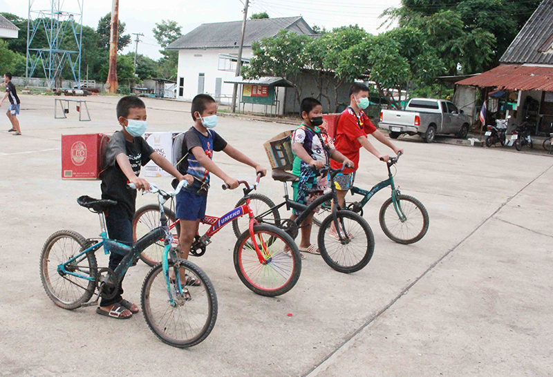 ชื่นชม“น้องคุณ” นักเรียน ป.3กาฬสินธุ์ ปั่นจักรยานส่งอาหารหารายได้