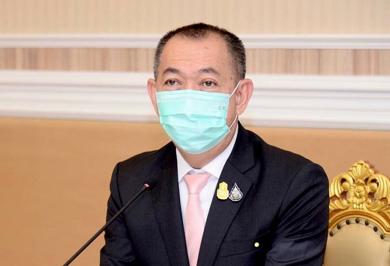 ดร.เฉลิมชัย ศรีอ่อน รัฐมนตรีว่าการกระทรวงเกษตรและสหกรณ์