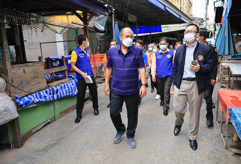 ผู้ว่าฯโคราชลงพื้นที่ อ.ปากช่อง สกัด 2 คลัสเตอร์ใหญ่ หลังโควิดพุ่ง