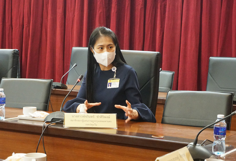 น.ส.พัชรินทร์ ซำศิริพงษ์ ส.ส.กทม.เขต 2 และโฆษกพรรคพลังประชารัฐ