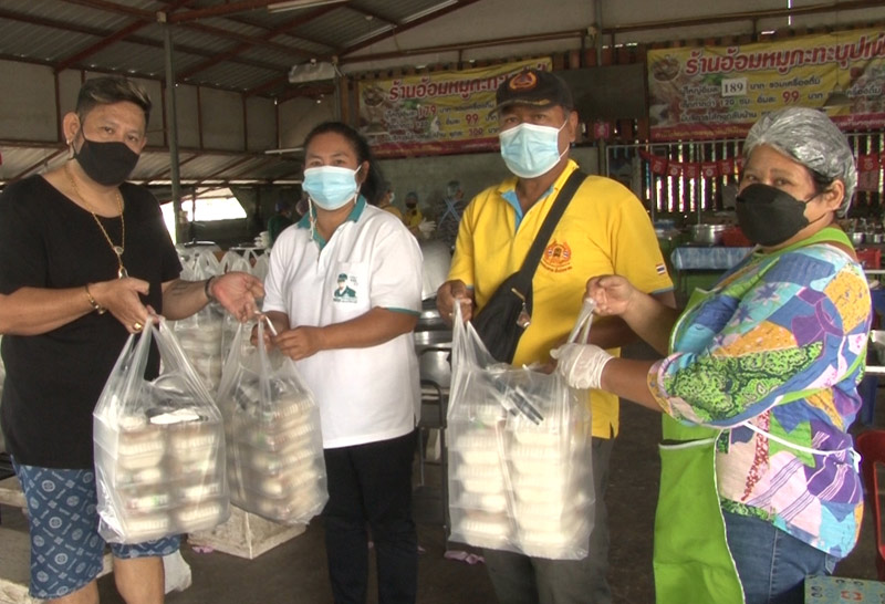 คนชัยนาทไม่ทิ้งกันทำข้าวกล่องให้ทีมแพทย์-2