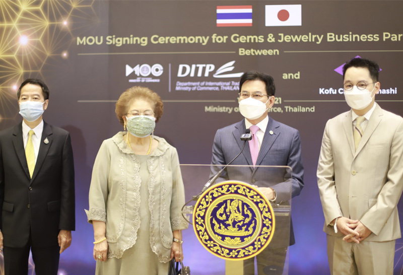 พณ.เล็งส่งเสริมการค้าอัญมณีที่ภูเก็ต