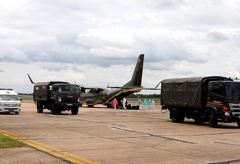 บินส่งผู้ป่วยโควิดนครพนม-1