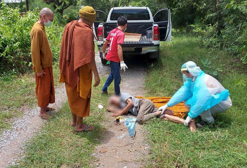 ลูกพาพ่อ ป่วยโควิด ทิ้งวัด