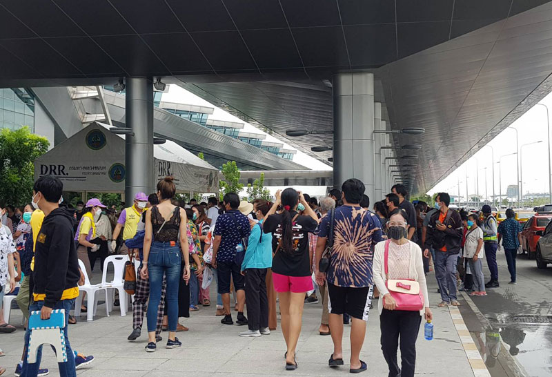 ศูนย์ฉีดวัคซีนบางซื่อ-27-7-64-4