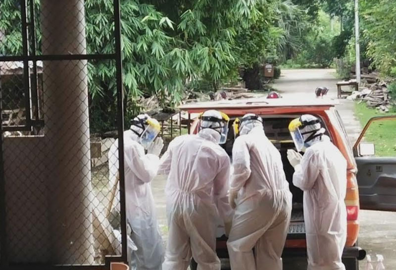 หนุ่มกลับสุโขทัยหวังรักษาโควิดอาการทรุดเสียชีวิต