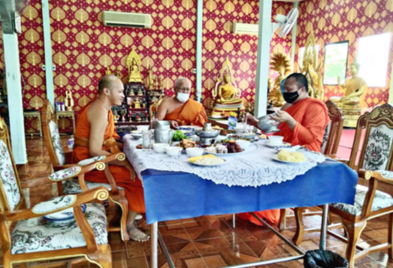 เจ้าอาวาสวัดหนองจับเต่าติดโควิดจากพระมหาสมปอง 2