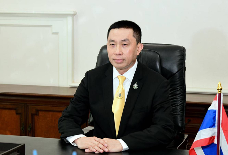 นายศักดิ์สยาม ชิดชอบ รัฐมนตรีว่าการกระทรวงคมนาคม