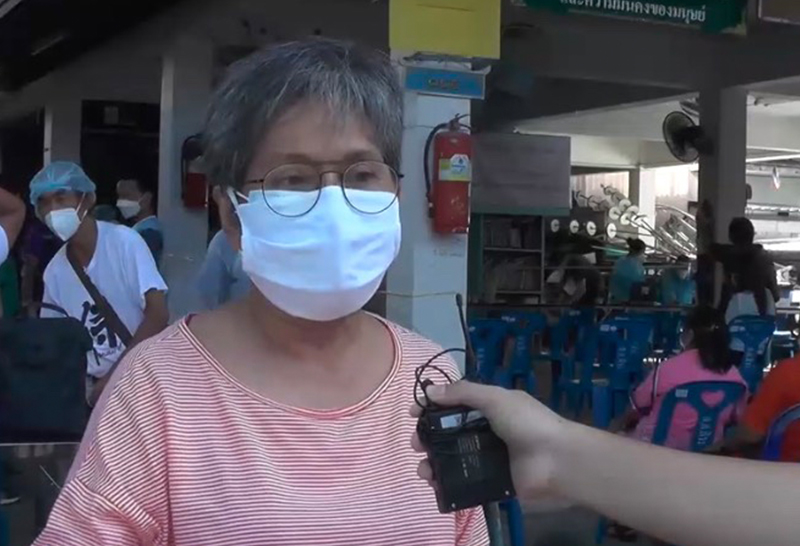 คุณป้าจินดา น้ำดอกไม้