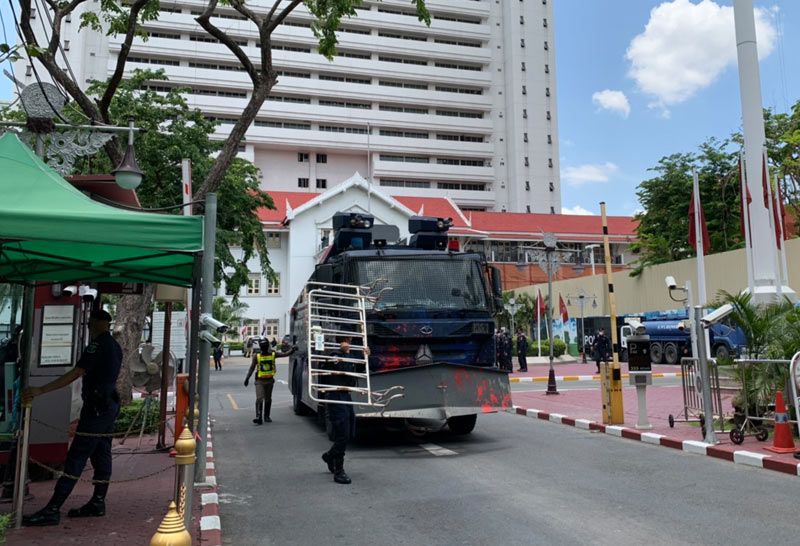 คาร์ม็อบ-แยกราชประสงค์---ตร.--รถ