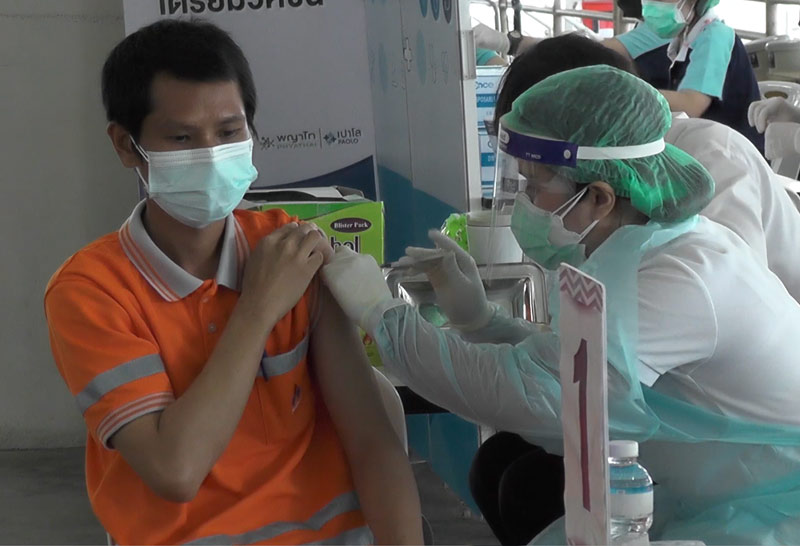 ผู้ประกันตนม.33ทยอยฉีดวัคซีนแอสตราฯเข็มที่2