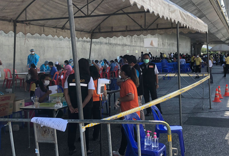 ตรวจโควิดใต้สะพานพระราม8 จัดคิวเช้า-บ่าย