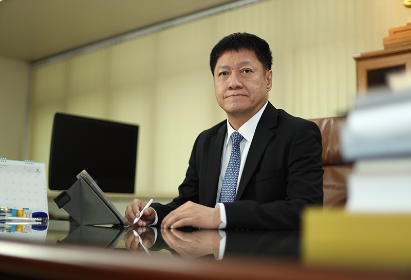 ทองชัย ชวลิตพิเชฐ ผู้อำนวยการสำนักงานเศรษฐกิจอุตสาหกรรม