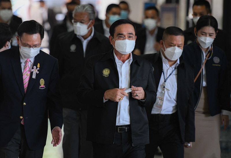 นายกฯลงพื้นที่ตรวจเยี่ยมระบบ Home isolation