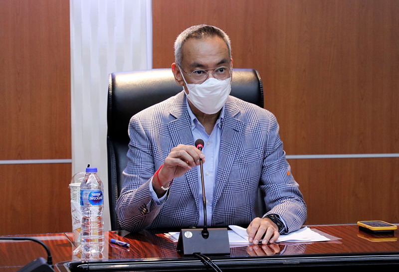 นายภูสิต รัตนกุล เสรีเริงฤทธิ์