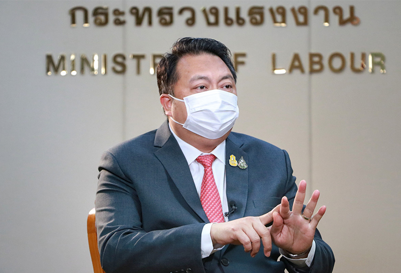 "สุชาติ" เร่ง นายจ้าง รีบยื่นรับเงินเยียวยาม.33 ผ่านเว็บไซต์ ประกันสังคม