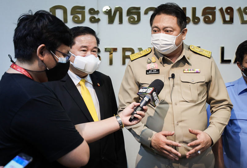 "สุชาติ"พร้อมเยียวยาแท็กซี่เหตุโควิด-19